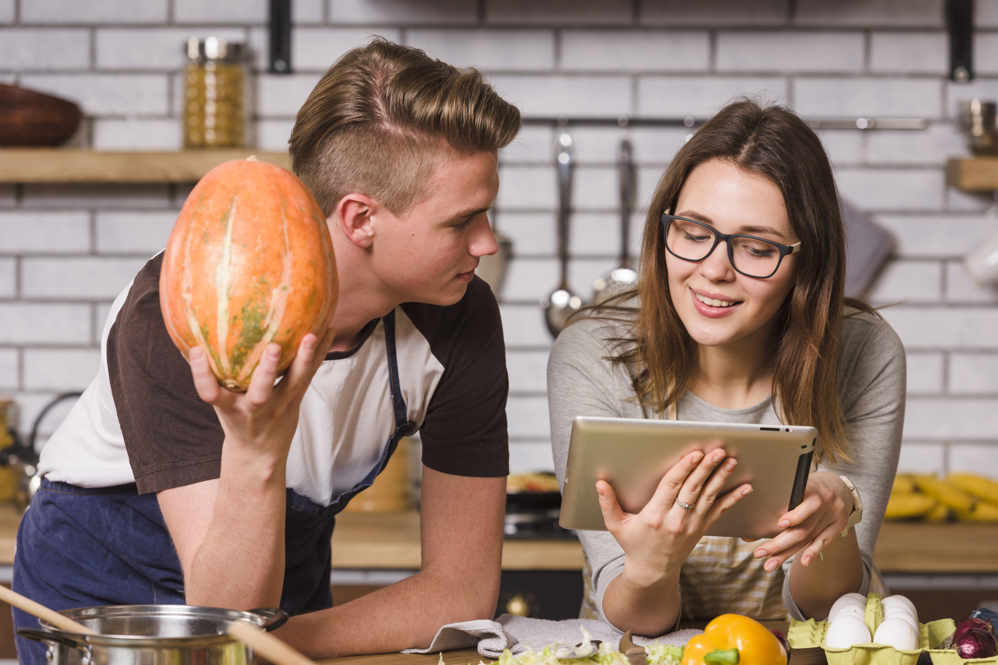 Consultation shot with chef and student
